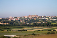 Vue aérienne de Sant’Anastasio dans le département Toscane, Italie