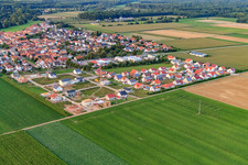 Vue aérienne de Nouvelle zone de développement Brotäcker 2ème phase de construction à Steinweiler dans le département Rhénanie-Palatinat, Allemagne