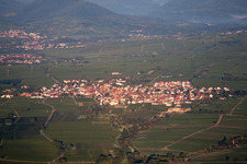 Vue aérienne de De l'est à le quartier Nußdorf in Landau in der Pfalz dans le département Rhénanie-Palatinat, Allemagne