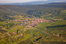 Vue aérienne de De l'ouest à le quartier Leistadt in Bad Dürkheim dans le département Rhénanie-Palatinat, Allemagne