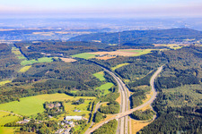 Vue aérienne de Sortie B40/Coblence depuis l'A61 à le quartier Udenhausen in Boppard dans le département Rhénanie-Palatinat, Allemagne