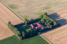 Vue aérienne de Aménagement de jardin et pépinière Schläger à le quartier Gevelsdorf in Titz dans le département Rhénanie du Nord-Westphalie, Allemagne