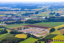 Vue aérienne de Terrain de la prison entouré d'une clôture de sécurité Geldern à le quartier Pont in Geldern dans le département Rhénanie du Nord-Westphalie, Allemagne
