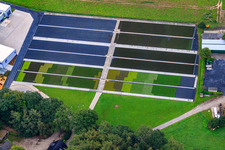 Vue aérienne de Terrains d'essai de pelouse de Lebenshilfe gGmbH - Living and Housing Outdoor Living Group Baersdonk Am Haus Freudenberg à le quartier Vernum in Geldern dans le département Rhénanie du Nord-Westphalie, Allemagne