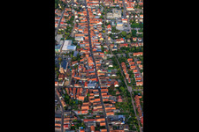 Vue oblique de Fête de la ville 2011 à Hauptstr à Kandel dans le département Rhénanie-Palatinat, Allemagne
