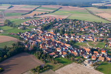 Vue aérienne de Quartier Steppach in Pommersfelden dans le département Bavière, Allemagne