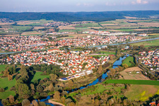 Vue aérienne de Quartier Sassanfahrt in Hirschaid dans le département Bavière, Allemagne