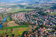 Vue aérienne de Quartier Sassanfahrt in Hirschaid dans le département Bavière, Allemagne