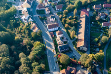 Vue d'oiseau de Quartier Neulauterburg in Lauterbourg dans le département Bas Rhin, France