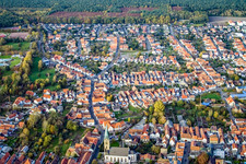 Vue aérienne de Du sud à Bellheim dans le département Rhénanie-Palatinat, Allemagne
