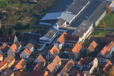 Extension DBK dans les jardins Unterkandler à Kandel dans le département Rhénanie-Palatinat, Allemagne depuis l'avion