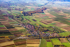 Vue aérienne de De l'est à Winden dans le département Rhénanie-Palatinat, Allemagne