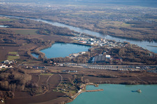 Vue d'oiseau de Port à Lauterbourg dans le département Bas Rhin, France