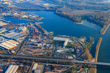 Port Germersheim à Germersheim dans le département Rhénanie-Palatinat, Allemagne d'en haut