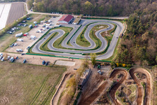 Vue aérienne de Pistes de course de la piste de karting, terrain du club Waldparkring Walldorf du MSC Walldorf Astoria eV dans l'ADAC et le MFC-Walldorf eV à Walldorf dans le département Bade-Wurtemberg, Allemagne