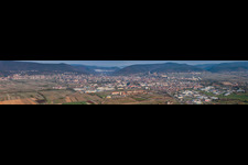 Vue oblique de Panorama à Neustadt an der Weinstraße dans le département Rhénanie-Palatinat, Allemagne