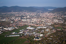 Neustadt an der Weinstraße dans le département Rhénanie-Palatinat, Allemagne hors des airs