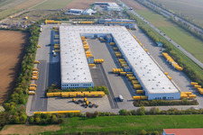 Vue oblique de Centre de colis DHL Saulheim à le quartier Nieder-Saulheim in Saulheim dans le département Rhénanie-Palatinat, Allemagne