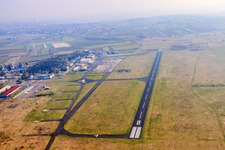 Mayence-Finten, aéroport à Finten dans le département Rhénanie-Palatinat, Allemagne hors des airs