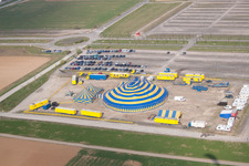 Vue aérienne de Sud, cirque à le quartier Hechtsheim in Mainz dans le département Rhénanie-Palatinat, Allemagne