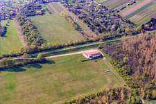 Vue aérienne de Aérodrome de vol à voile Oppenheim à Oppenheim dans le département Rhénanie-Palatinat, Allemagne