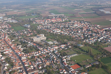 Vue aérienne de Nelly Sachs IGS à le quartier Horchheim in Worms dans le département Rhénanie-Palatinat, Allemagne