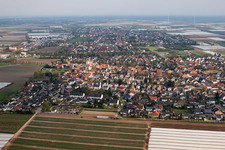 Quartier Schauernheim in Dannstadt-Schauernheim dans le département Rhénanie-Palatinat, Allemagne d'en haut