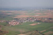 Quartier Ottersheim in Ottersheim bei Landau dans le département Rhénanie-Palatinat, Allemagne du point de vue du drone