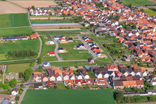 Nouvelle zone de développement à Tabakfeld à Hatzenbühl dans le département Rhénanie-Palatinat, Allemagne vue du ciel