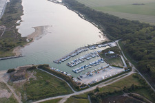 Vue aérienne de Club Marieclea à Eraclea Mare dans le département Vénétie, Italie