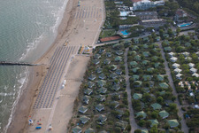 Image drone de Lido di Jesolo dans le département Metropolitanstadt Venedig, Italie