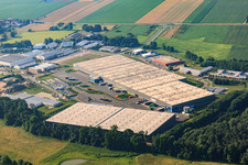 Image drone de Zone industrielle Horst, centre logistique de Zufall à le quartier Minderslachen in Kandel dans le département Rhénanie-Palatinat, Allemagne