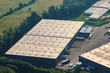 Zone industrielle Horst, centre logistique de Zufall à le quartier Minderslachen in Kandel dans le département Rhénanie-Palatinat, Allemagne vu d'un drone