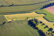 Vue aérienne de Aérodrome modèle à Oberotterbach dans le département Rhénanie-Palatinat, Allemagne
