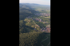 Quartier Gleishorbach in Gleiszellen-Gleishorbach dans le département Rhénanie-Palatinat, Allemagne vue du ciel