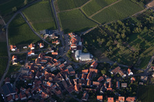 Terrasses du Palatinat du Sud à le quartier Gleiszellen in Gleiszellen-Gleishorbach dans le département Rhénanie-Palatinat, Allemagne d'en haut