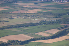 Vue aérienne de Aérodrome de planeurs d'Ebenberg à Landau in der Pfalz dans le département Rhénanie-Palatinat, Allemagne