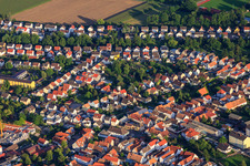 Vue aérienne de Rue Lützelhorst à Herxheim bei Landau dans le département Rhénanie-Palatinat, Allemagne