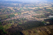 Vue aérienne de Du sud-ouest à le quartier Schaidt in Wörth am Rhein dans le département Rhénanie-Palatinat, Allemagne