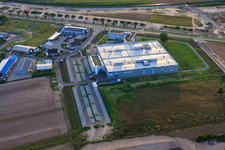 Nouveau bâtiment DBK David + Baader GmbH à Rülzheim dans le département Rhénanie-Palatinat, Allemagne d'un drone