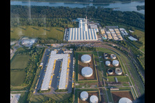 Vue aérienne de DHL Speyer et Saint-Gobain Isover G+H AG à Speyer dans le département Rhénanie-Palatinat, Allemagne