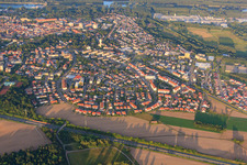 Vue aérienne de Rue Ludwig-Erhard à Germersheim dans le département Rhénanie-Palatinat, Allemagne
