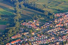 Vue aérienne de Gare Sondernheim à le quartier Sondernheim in Germersheim dans le département Rhénanie-Palatinat, Allemagne