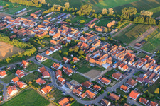 Vue aérienne de À Sonnenberg à Herxheimweyher dans le département Rhénanie-Palatinat, Allemagne