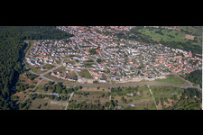 Vue aérienne de Chantiers en perspective panoramique pour le nouveau quartier résidentiel d'un lotissement de maisons unifamiliales à l'ouest à Jockgrim dans le département Rhénanie-Palatinat, Allemagne