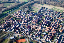 Quartier Rußheim in Dettenheim dans le département Bade-Wurtemberg, Allemagne depuis l'avion
