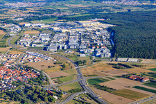 Vue aérienne de Parc industriel Sud avec SAP Deutschland SE & Co. KG (WDF21) à Walldorf dans le département Bade-Wurtemberg, Allemagne