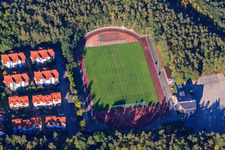 Vue aérienne de Stade Walter Reinhard du FC Sandhausen 1986 eV à Sandhausen dans le département Bade-Wurtemberg, Allemagne