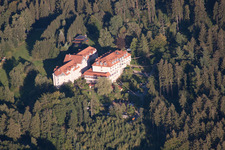 Vue aérienne de Buddha's Way GmbH à le quartier Siedelsbrunn in Wald-Michelbach dans le département Hesse, Allemagne