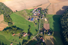 Photographie aérienne de Rossbacher Hof à Erbach dans le département Hesse, Allemagne